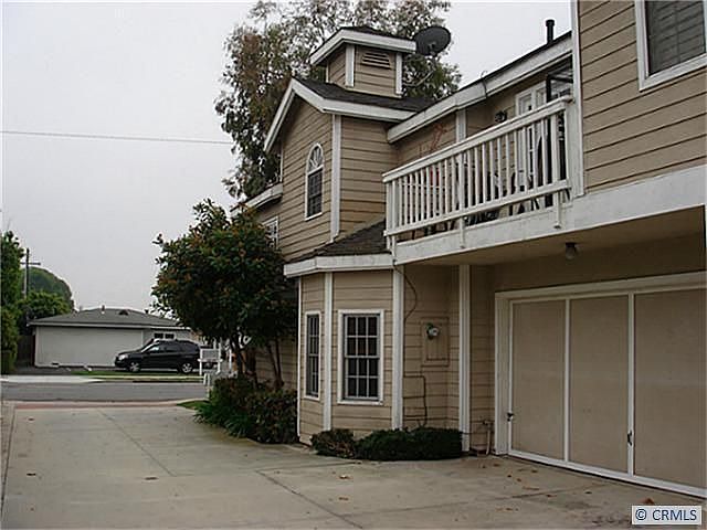 Building Photo 3