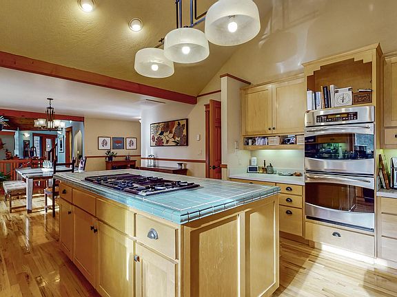 5th image of 202 Ponderosa Ct