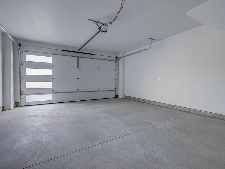 13601 S 600 W — Photo 56