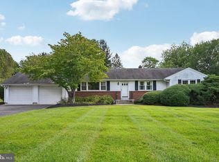 9 Cooper Tomlinson Rd, Medford, NJ 08055