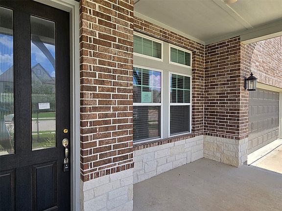 5th image of 5607 Garnet Peak Ln