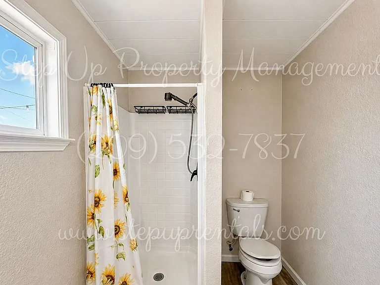 9885 Maiden Ln — Photo 11