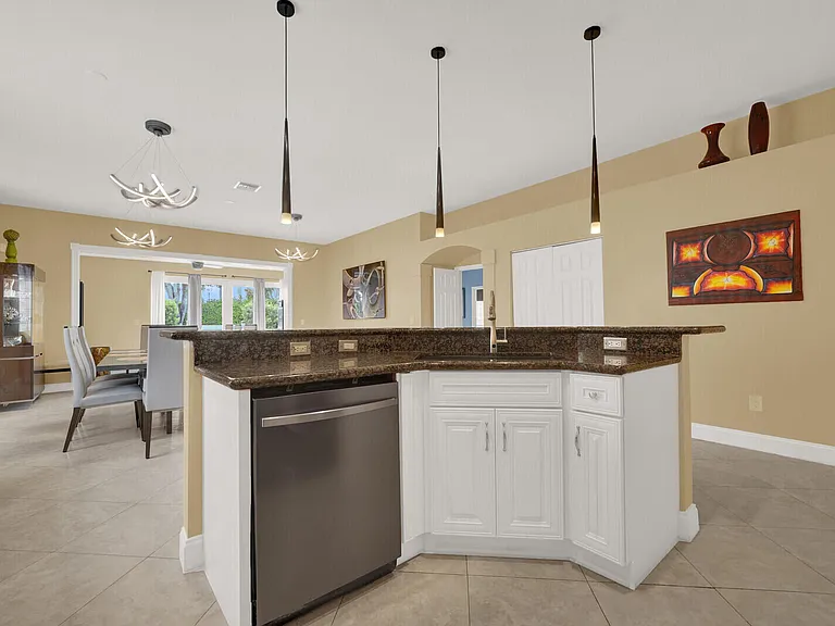 18453 Old Princeton Ln — Photo 17