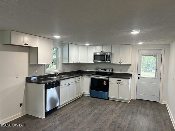 4th image of 405 Baughn St