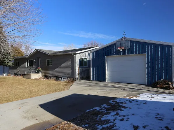 150 Northridge Circle Dr, North Platte, NE 69101