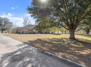 8110 Main St, Zachary, LA 70791