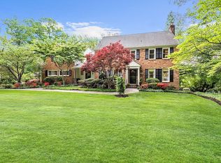 3905 Picardy Ct, Alexandria, VA 22309