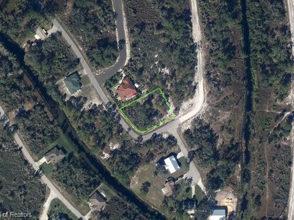 588 Roosevelt Ave NE, Lake Placid, FL 33852
