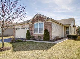 16560 Serene Lake Way, Crest Hill, IL 60403