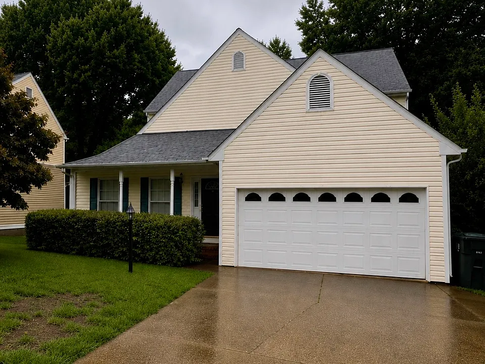 2426 Trailwood Hills Dr
