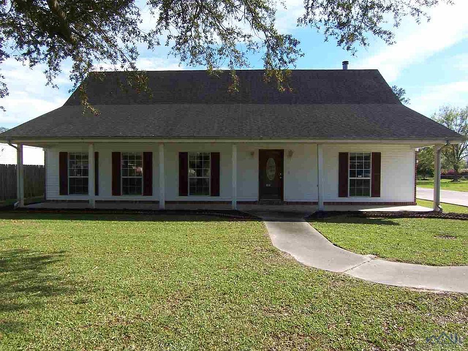 1st image of 104 Jenna Ct
