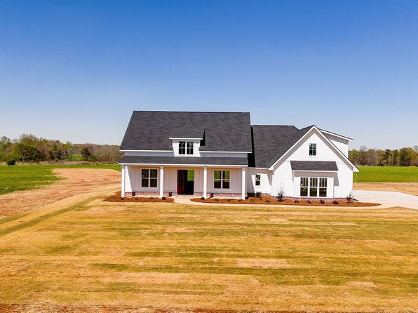 284 Community House Rd, Barnesville, GA 30204