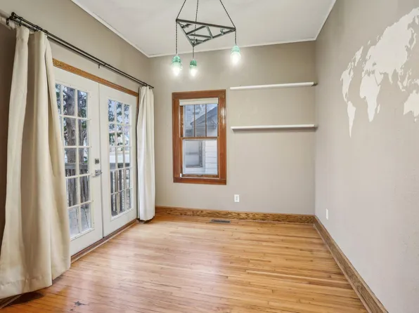 3811 Russell Ave N, Minneapolis, MN 55412