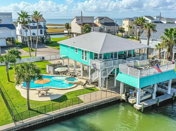3811 Nueces Dr, Galveston, TX 77554