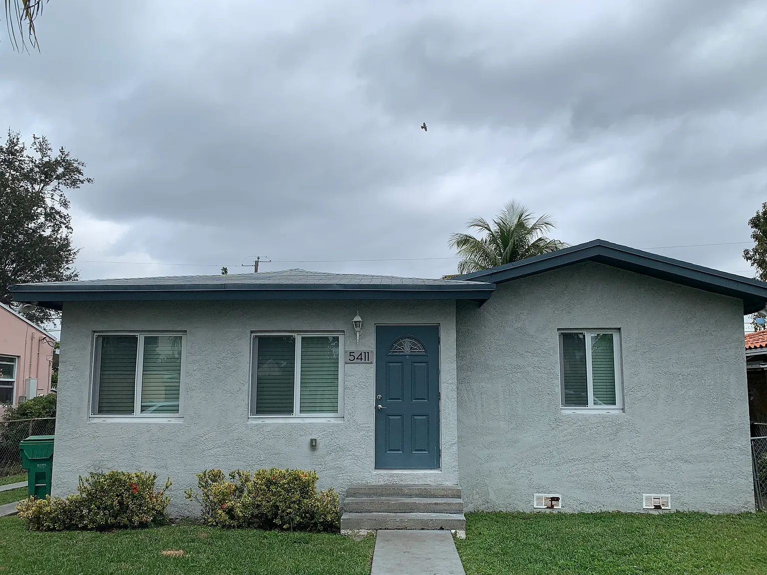 2 bed, 924 sqft, $3,100 — Photo 1