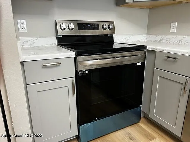 3135 Shady Dell Ln #233 — Photo 5