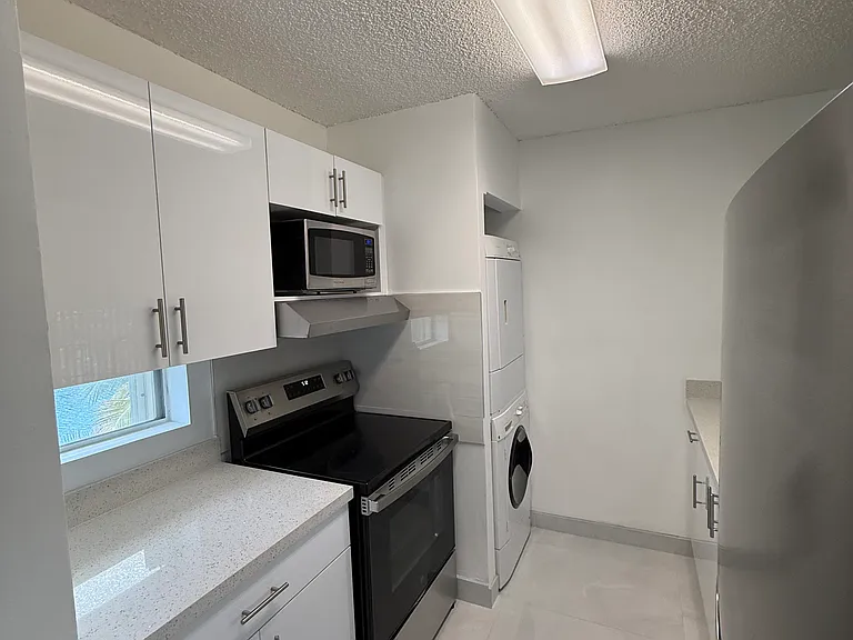 15635 SW 74th Circle Dr #15 — Photo 5