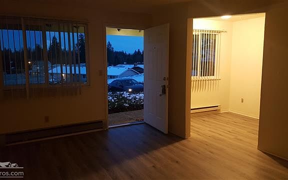 3rd image of 6703 111th St E APT 4