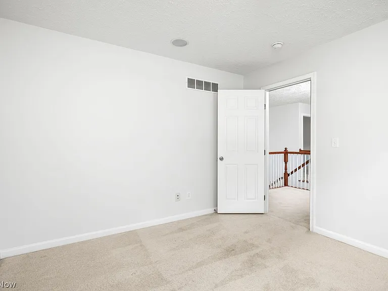 3876 Bosworth Dr — Photo 22