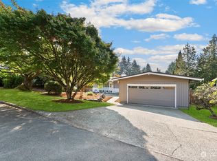 16423 SE 15th St, Bellevue, WA 98008