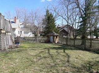221 W Franklin St, Liberty, MO 64068