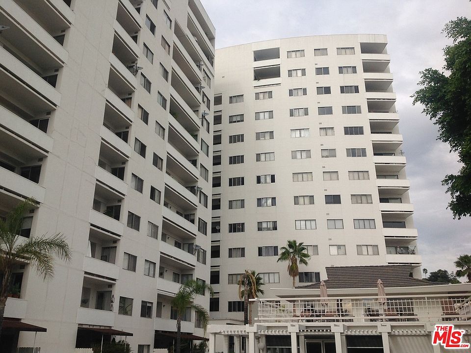 1st image of 7250 Franklin Ave Unit 101