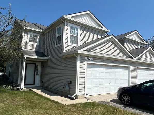1312 Jenna Dr APT A, South Elgin, IL 60177