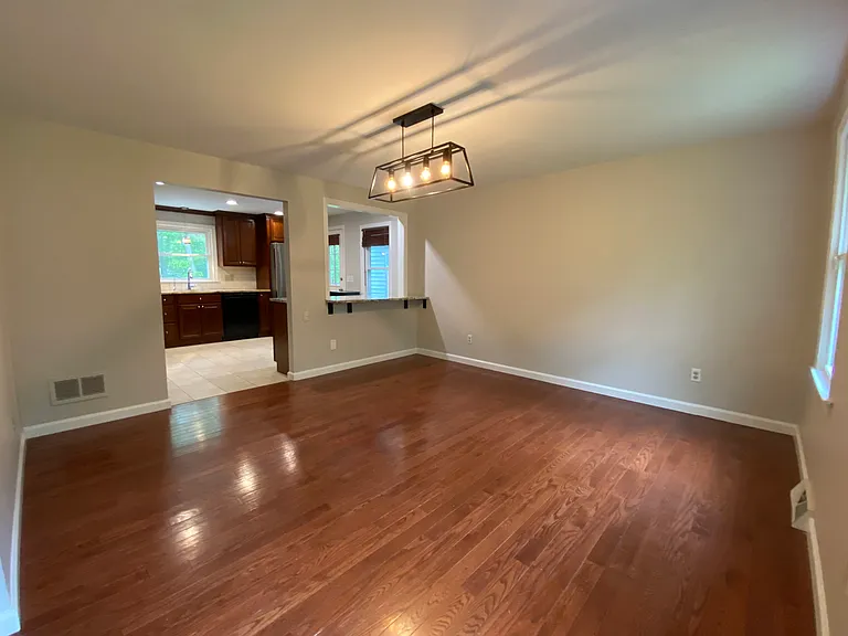 336 Cedar St — Photo 6