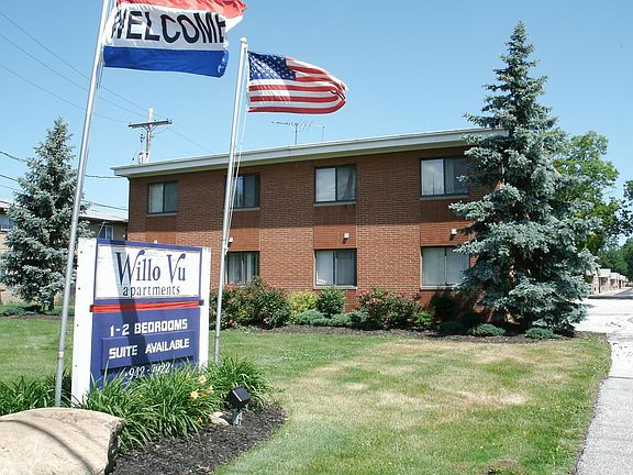 Convenient Vine Street Location