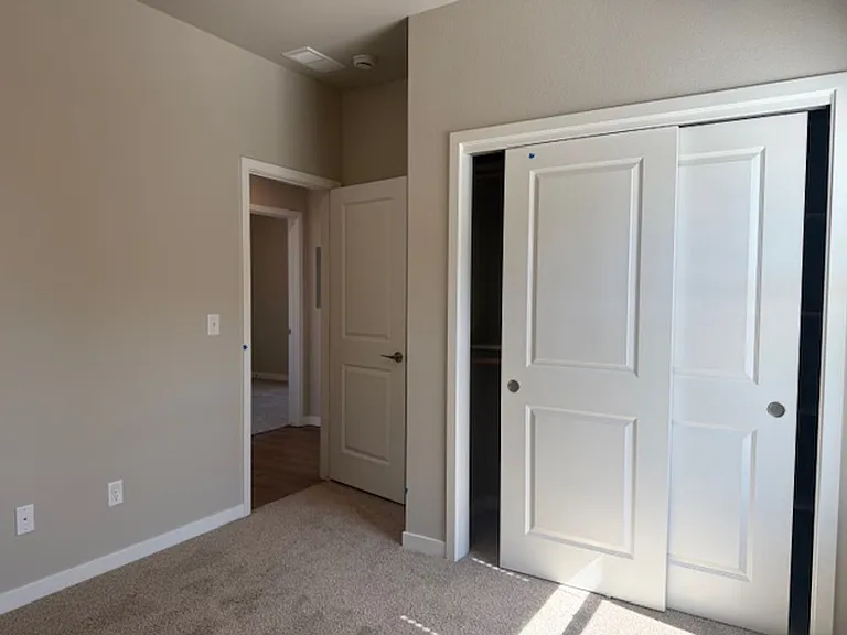 1370 Howling Moon Way — Photo 12