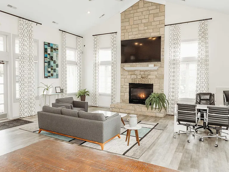 Enclave at Albany Park - 04