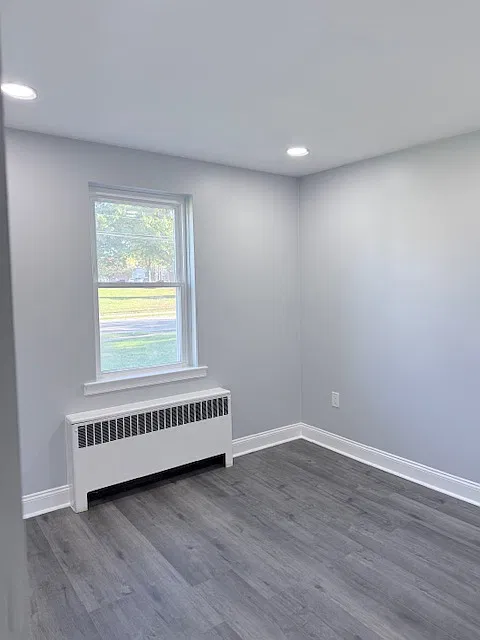 3 bed, 1272 sqft, $2,990 — Photo 3