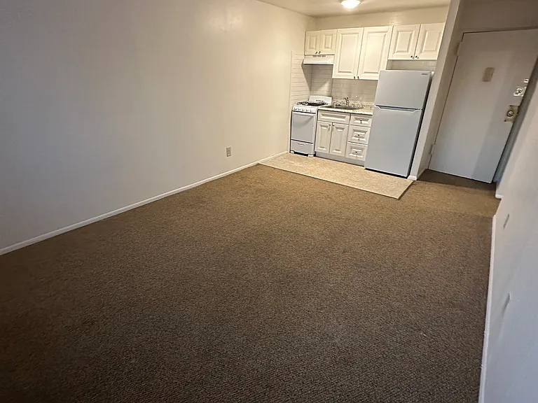 1549 Central Ave #B7 — Photo 5