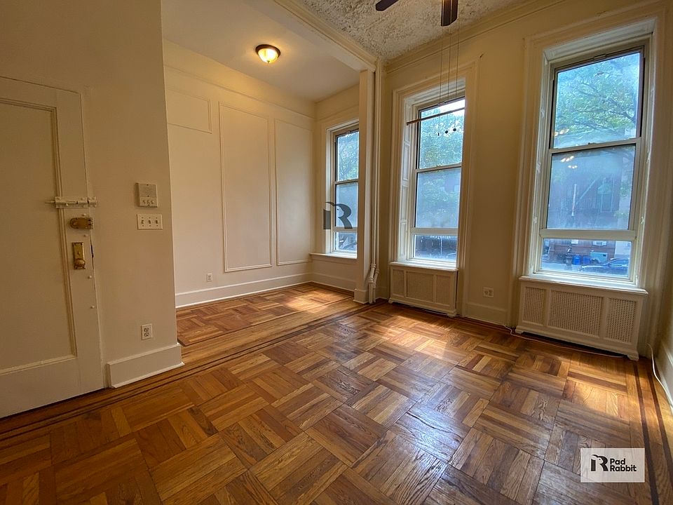 1st image of 319 E 116th St #2