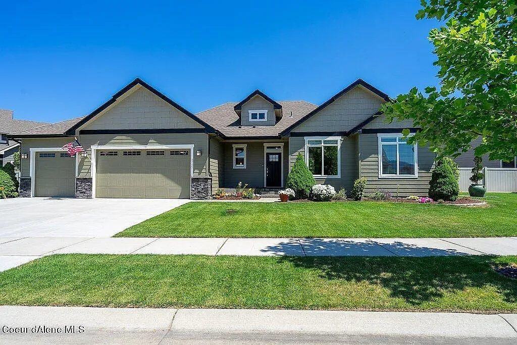 Building Photo - 4745 E Alopex Ln