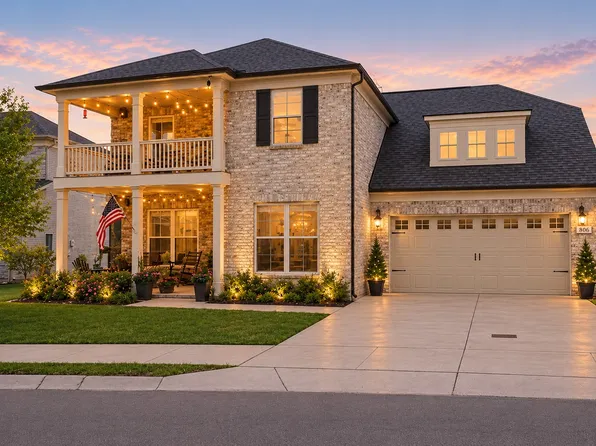 806 Chalkstone Ln, Mount Juliet, TN 37122