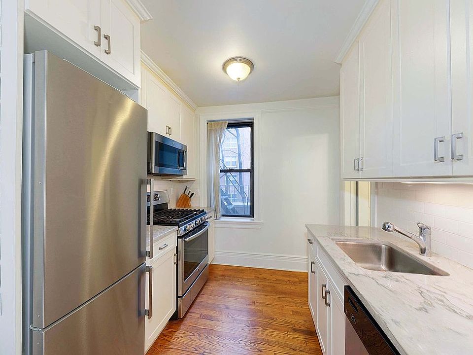 1st image of 350 E 77th St APT 1P