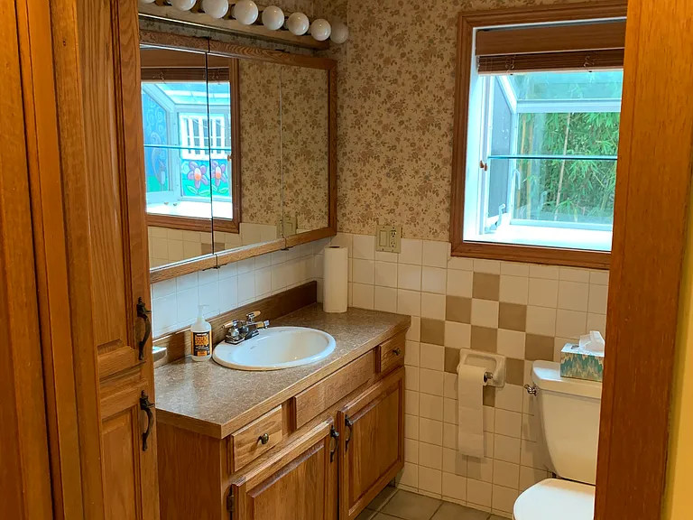 4207 SW Walker St — Photo 7