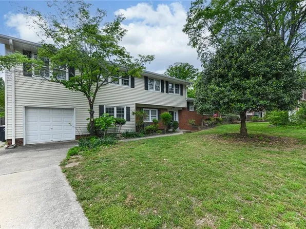 819 Montpelier Dr, Greensboro, NC 27410