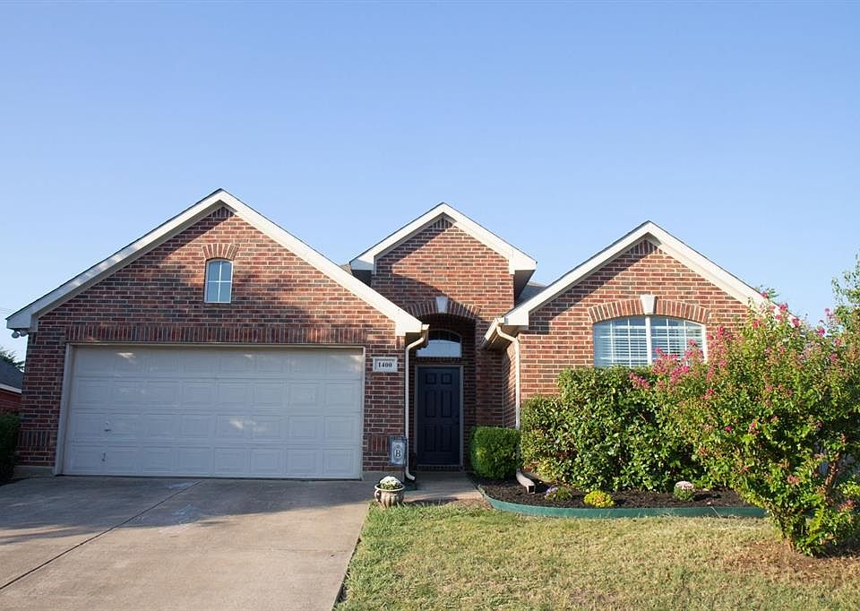 1st image of 1400 Cowtown Dr