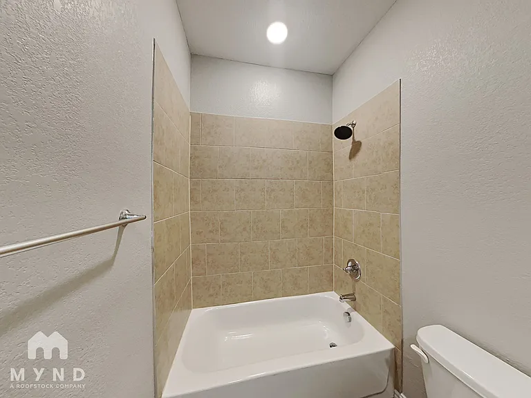 3263 Karen St — Photo 14