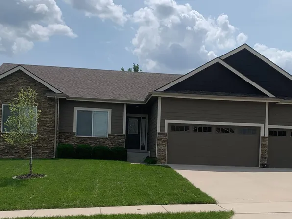 16008 Springbrook Trl, Urbandale, IA 50323