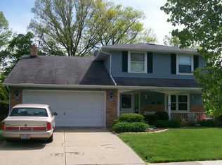 19623 Thornridge Ave, Cleveland, OH