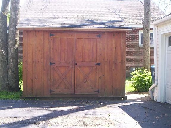 3rd image of 6800 Gates Dr
