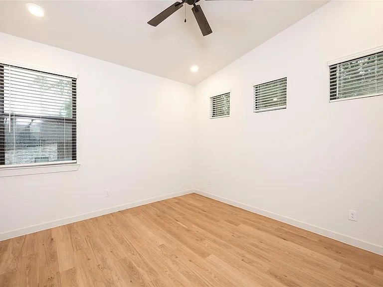 2515 Appian Way #A — Photo 18