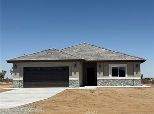 6472 Cayucos Dr, Phelan, CA 92371