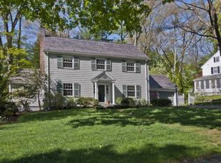 15 Thackeray Rd, Wellesley, MA 02481