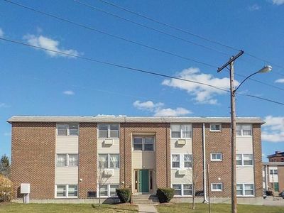 301 Fountain St APT 11, Pawtucket, RI, 02860