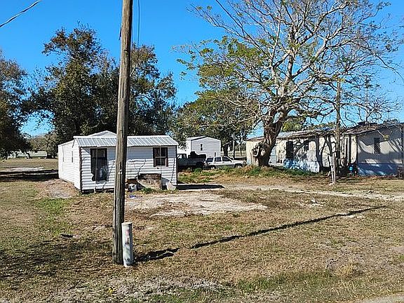 5th image of 1731 NE Ora Ave