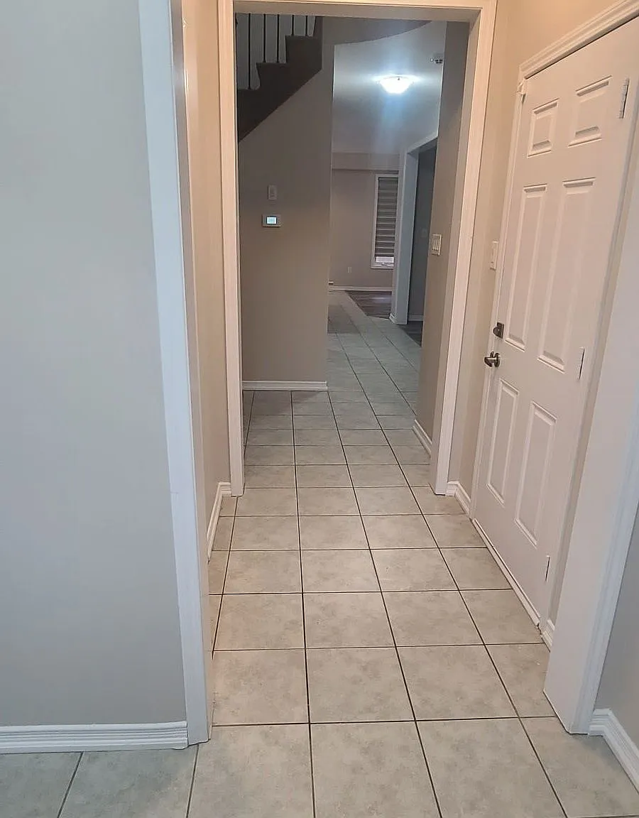 4 bed, $2,800 — Photo 4